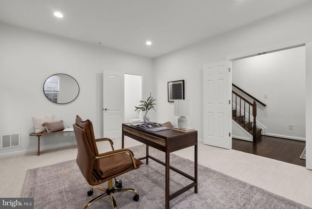 7932 QUIDDITCH LN, Elkridge, MD 21075