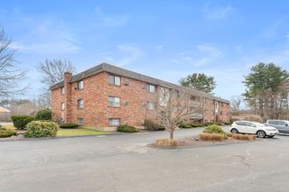 65 Mccormick Ter 10, Stoughton, MA 02072