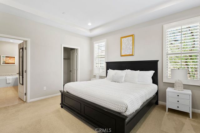 101 Thornhurst, Irvine, CA 92620