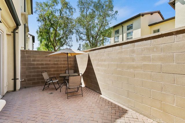 101 Thornhurst, Irvine, CA 92620