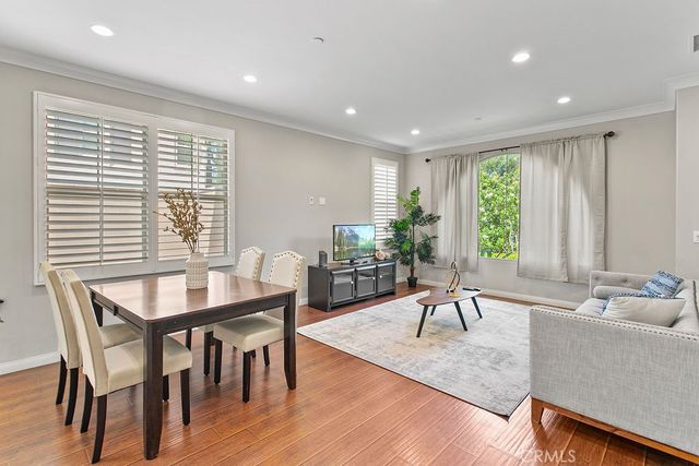 101 Thornhurst, Irvine, CA 92620