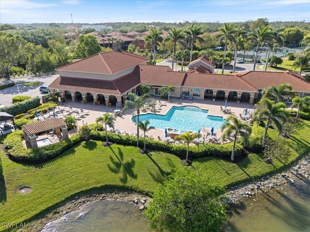 6560 Huntington Lakes CIR 102, Naples, FL 34119