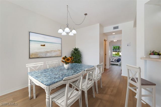 6560 Huntington Lakes CIR 102, Naples, FL 34119