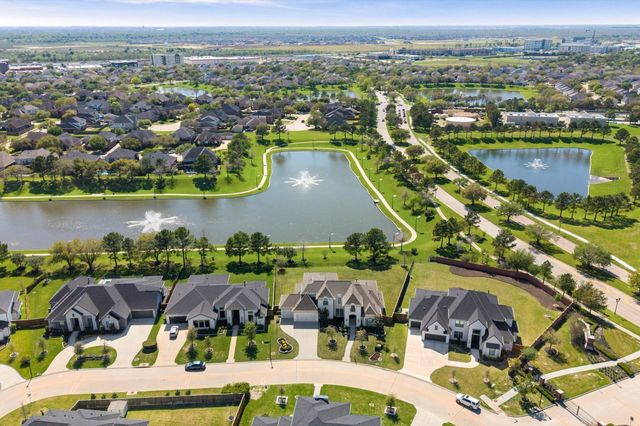 14711 Sable Bay Lane, Cypress, TX 77429