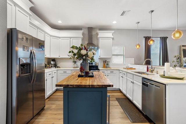 8602 TIDAL BREEZE DRIVE, Riverview, FL 33569