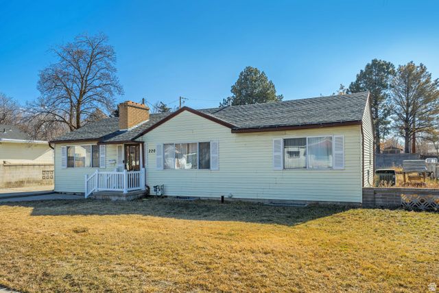 220 E PIONEER AVE, Sandy, UT 84070