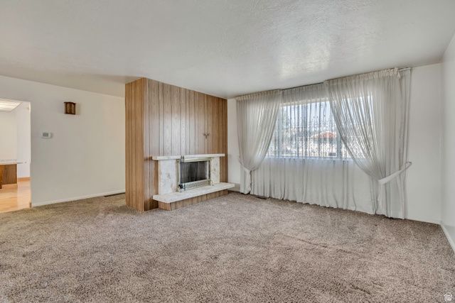 220 E PIONEER AVE, Sandy, UT 84070