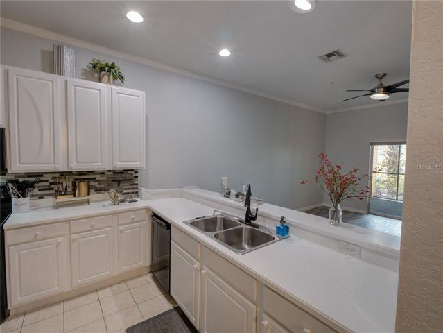 204 NEW PROVIDENCE 10104, Davenport, FL 33897