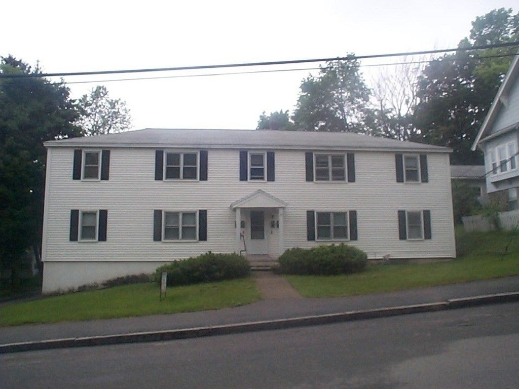 19 Greendale Avenue 2L, Worcester, MA 01606