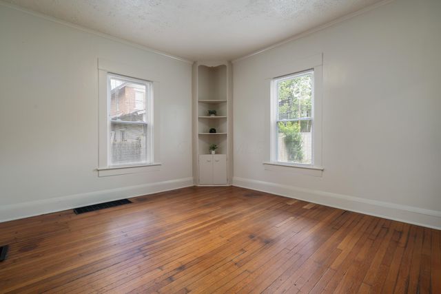 1760 N 4th Street, Columbus, OH 43201