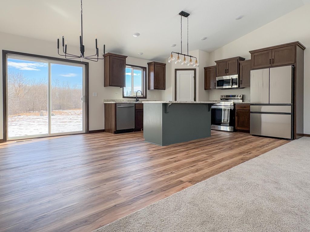 8695 90th Avenue, Milaca, MN 56353 — photo 2