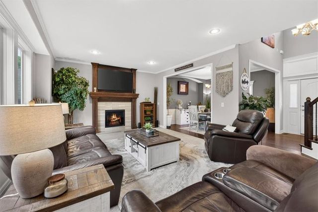 2320 SW Deer Run Road, Lee's Summit, MO 64082