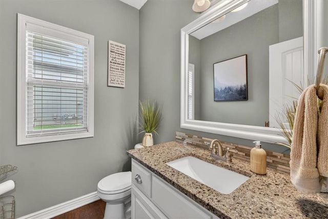 2320 SW Deer Run Road, Lee's Summit, MO 64082