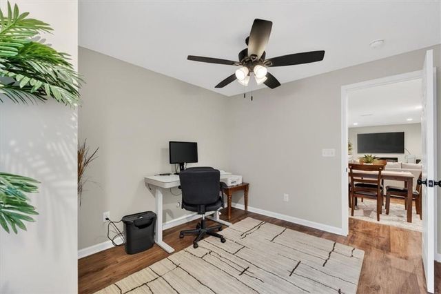 2320 SW Deer Run Road, Lee's Summit, MO 64082