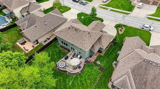 2320 SW Deer Run Road, Lee's Summit, MO 64082
