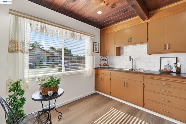 4217 Jenkins Way, Richmond, CA 94806