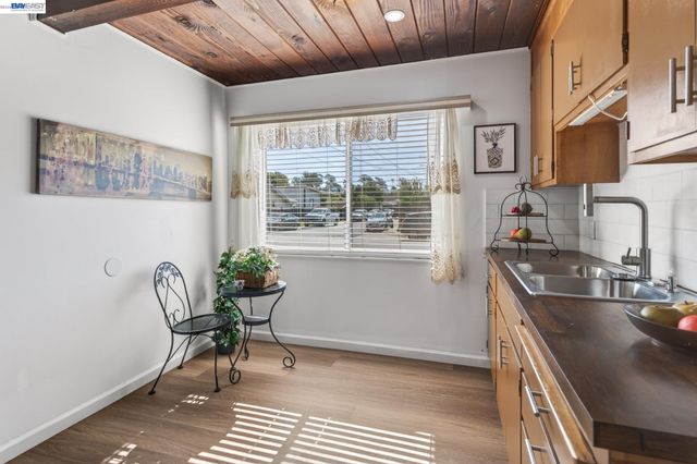 4217 Jenkins Way, Richmond, CA 94806