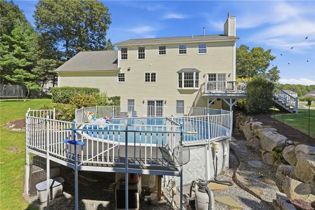 2 Nutmeg Circle, Coventry, RI 02816
