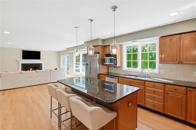 2 Nutmeg Circle, Coventry, RI 02816