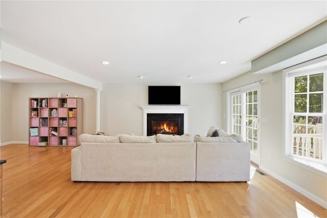2 Nutmeg Circle, Coventry, RI 02816