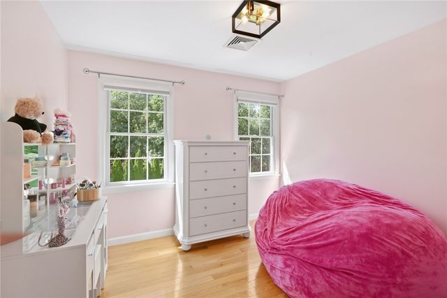2 Nutmeg Circle, Coventry, RI 02816