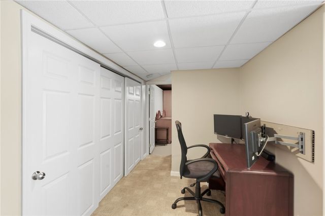 2 Nutmeg Circle, Coventry, RI 02816