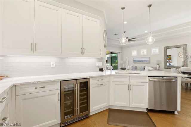 5962 Haiti DR, Naples, FL 34113