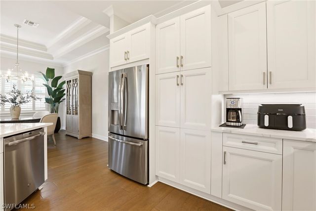 5962 Haiti DR, Naples, FL 34113