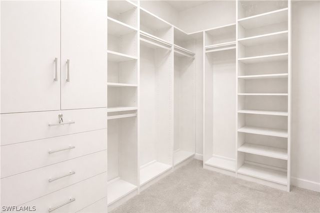 5962 Haiti DR, Naples, FL 34113