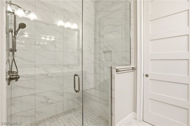 5962 Haiti DR, Naples, FL 34113