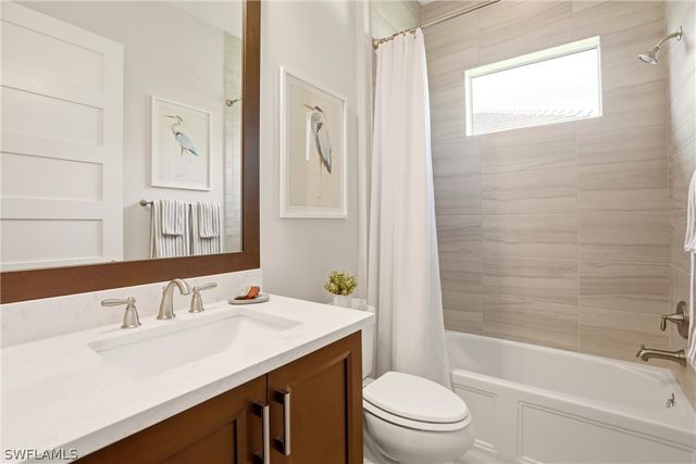 5962 Haiti DR, Naples, FL 34113