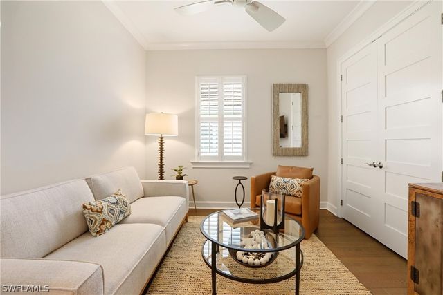 5962 Haiti DR, Naples, FL 34113