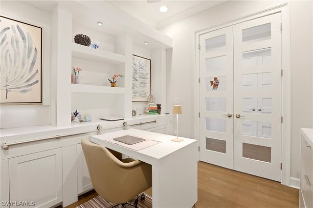 5962 Haiti DR, Naples, FL 34113