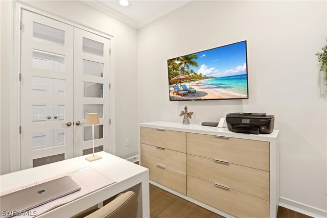 5962 Haiti DR, Naples, FL 34113