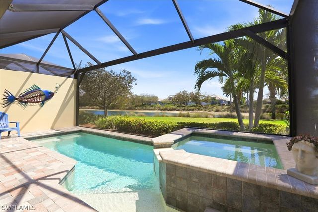 5962 Haiti DR, Naples, FL 34113