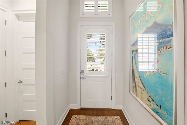 5962 Haiti DR, Naples, FL 34113