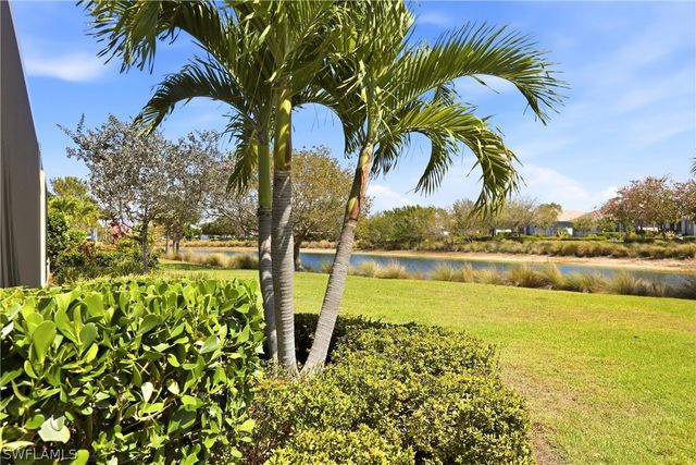 5962 Haiti DR, Naples, FL 34113