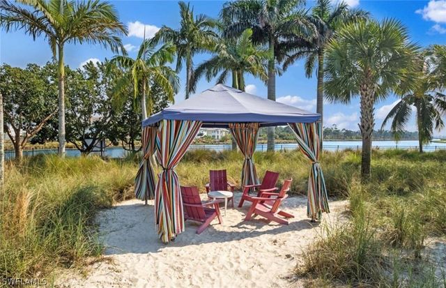 5962 Haiti DR, Naples, FL 34113