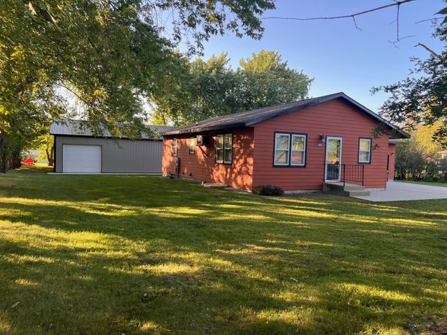1110 Eckert Street NW, Alexandria, MN 56308