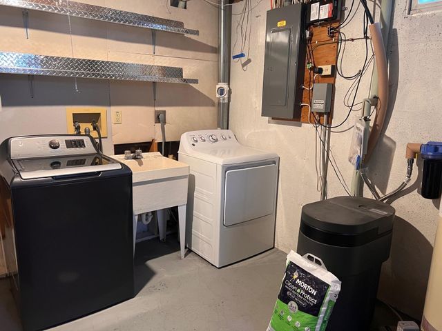 1110 Eckert Street NW, Alexandria, MN 56308