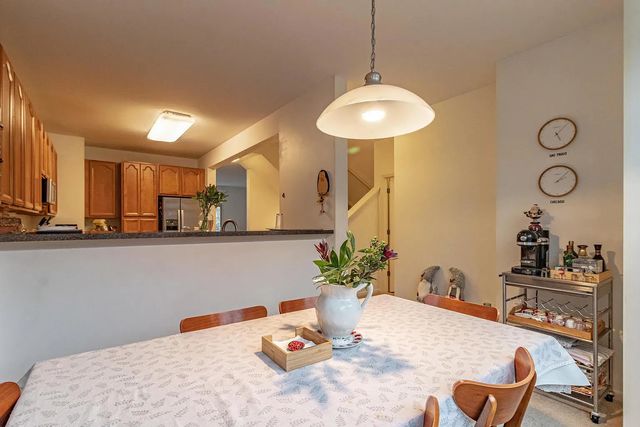 721 Summit Lane, Vernon Hills, IL 60061