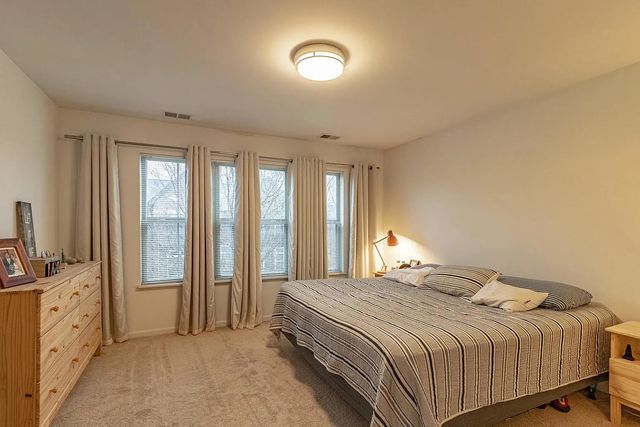 721 Summit Lane, Vernon Hills, IL 60061