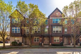 721 Summit Lane, Vernon Hills, IL 60061