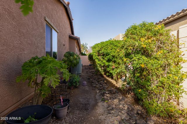 1819 W MAGDALENA Lane, Phoenix, AZ 85041