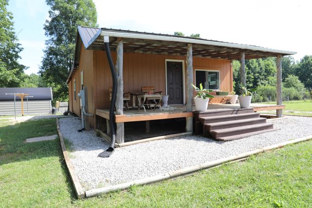 771 Long Mountain Rd, Mcminnville, TN 37110