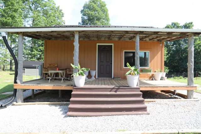771 Long Mountain Rd, Mcminnville, TN 37110