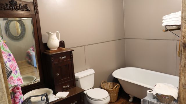 771 Long Mountain Rd, Mcminnville, TN 37110