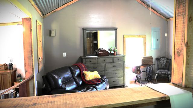 771 Long Mountain Rd, Mcminnville, TN 37110