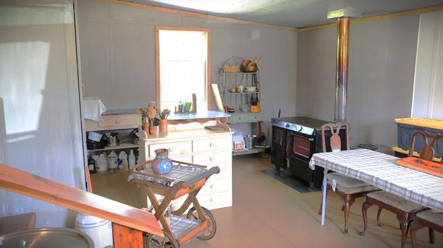 771 Long Mountain Rd, Mcminnville, TN 37110