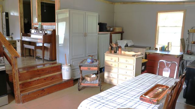 771 Long Mountain Rd, Mcminnville, TN 37110
